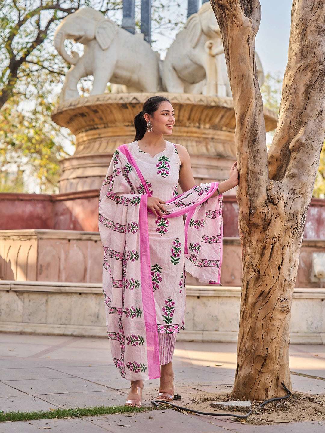 Pink Floral Straight Kurta Trouser Dupatta Set-Yufta Store-7542SKDPKS