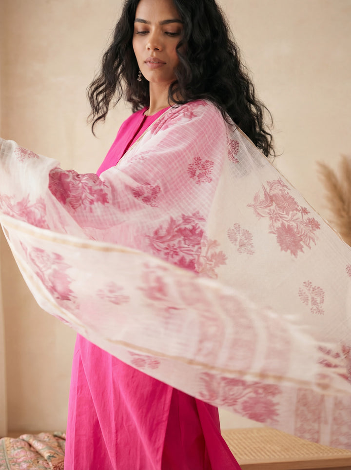 Pink Silk Blend Straight Kurta Pant With Handblock Print Kota Doriya Dupatta Set