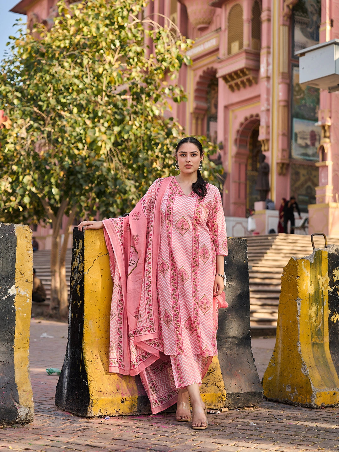 Pink Zig Zag Floral Print A-Line Design Kurta Trouser Dupatta Set-Yufta Store-7444SKDPKM