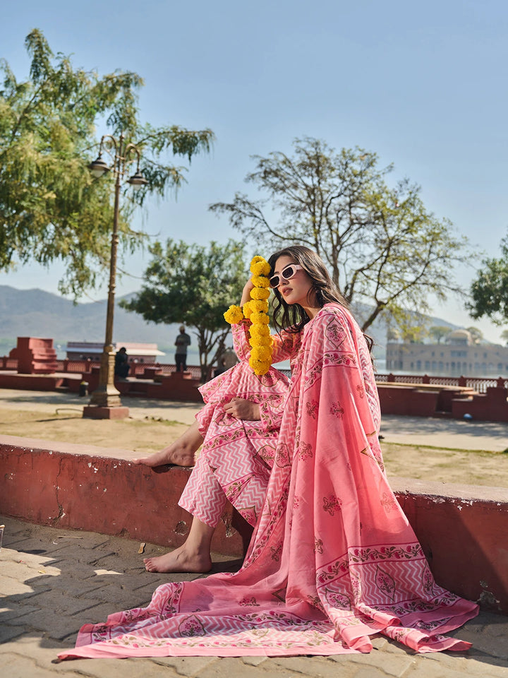 Pink Zig Zag Floral Print A-Line Design This Kurta Trouser Dupatta Set-Yufta Store-7454SKDPKM