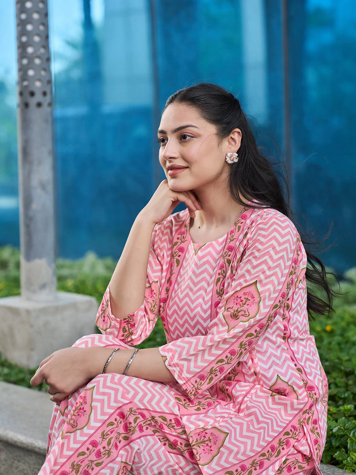 Pink Zig Zag Thigh Length Co-Ord Set-Yufta Store-7456CRDPKM