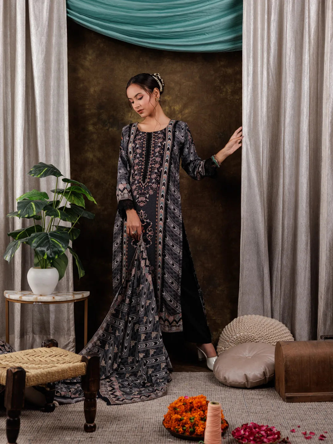 Pure Muslin Silk Black Ethnic Motifs Kurta Dupatta Set-Yufta Store-7071SKDBKS