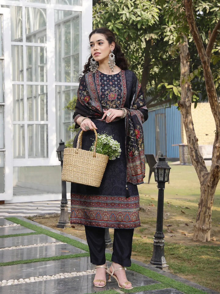 Pure Russian Silk Black Kurta Dupatta Pant Set