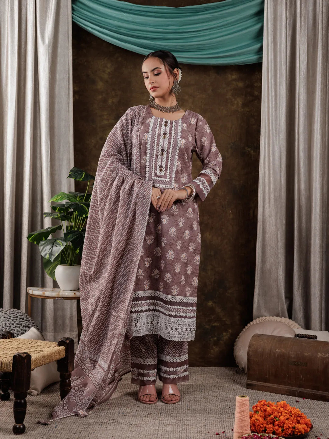 Purple Ethnic Motifs Pure Cotton Kurta Dupatta Set With Lace Detailing-Yufta Store-7180SKDPRS