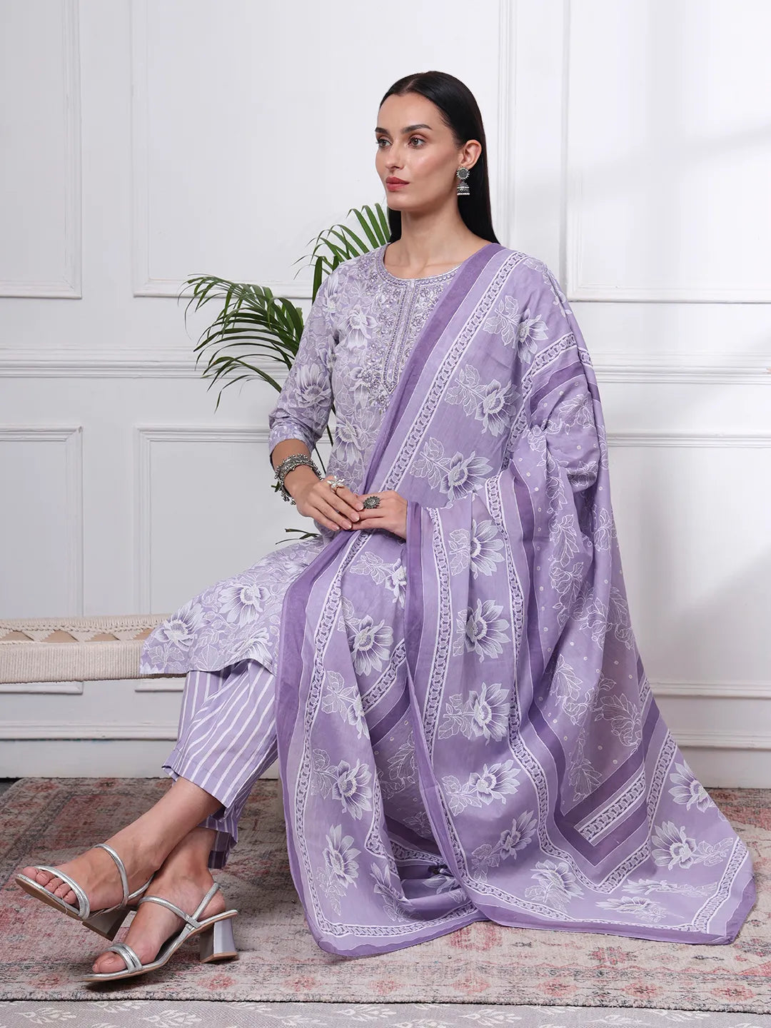 Purple Floral Print Thread Work Straight Kurta Trouser Dupatta Set-Yufta Store-6621SKDPRM