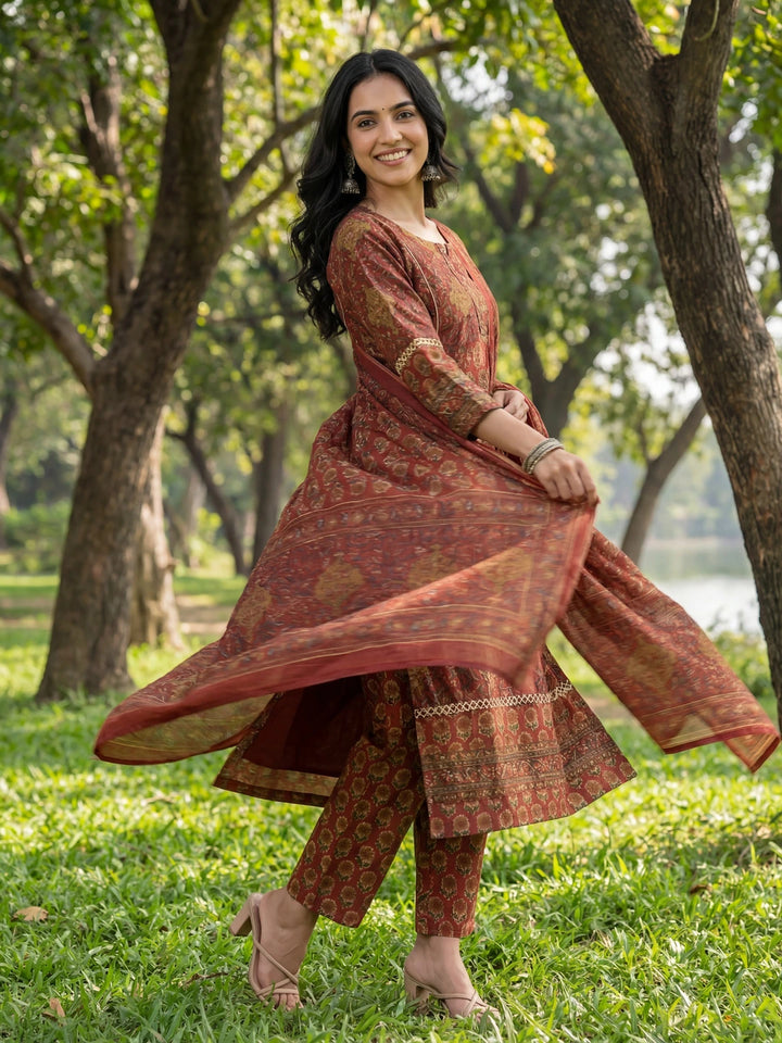 Red Floral Print Straight Lace Work Piping Design Kurta Trouser Dupatta Set-Yufta Store-7641SKDRDM