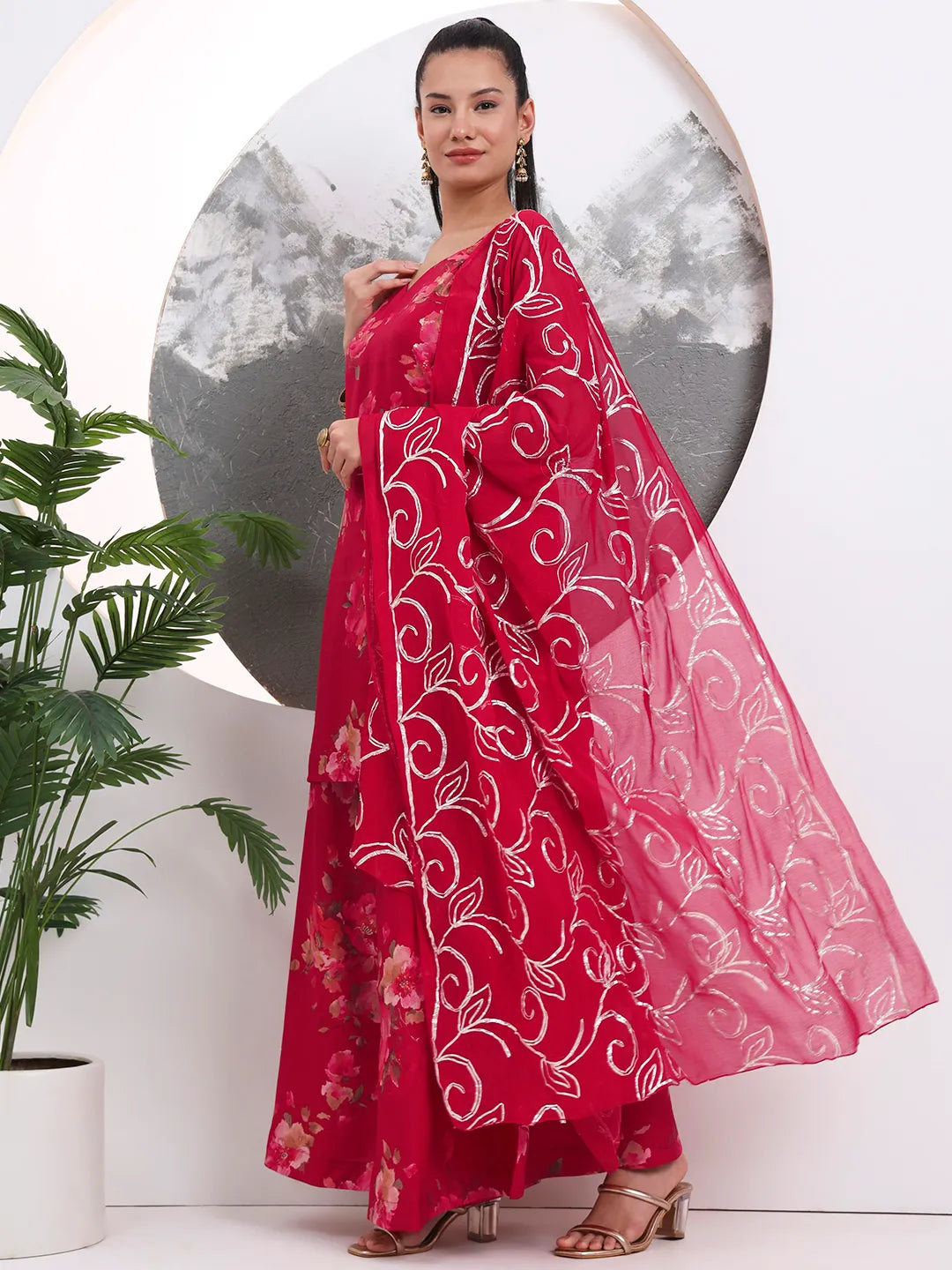 Red Floral Straight Silk Blend Sleeveslss Kurta Palazoo Dupatta Set-Yufta Store-6687SKDRDS