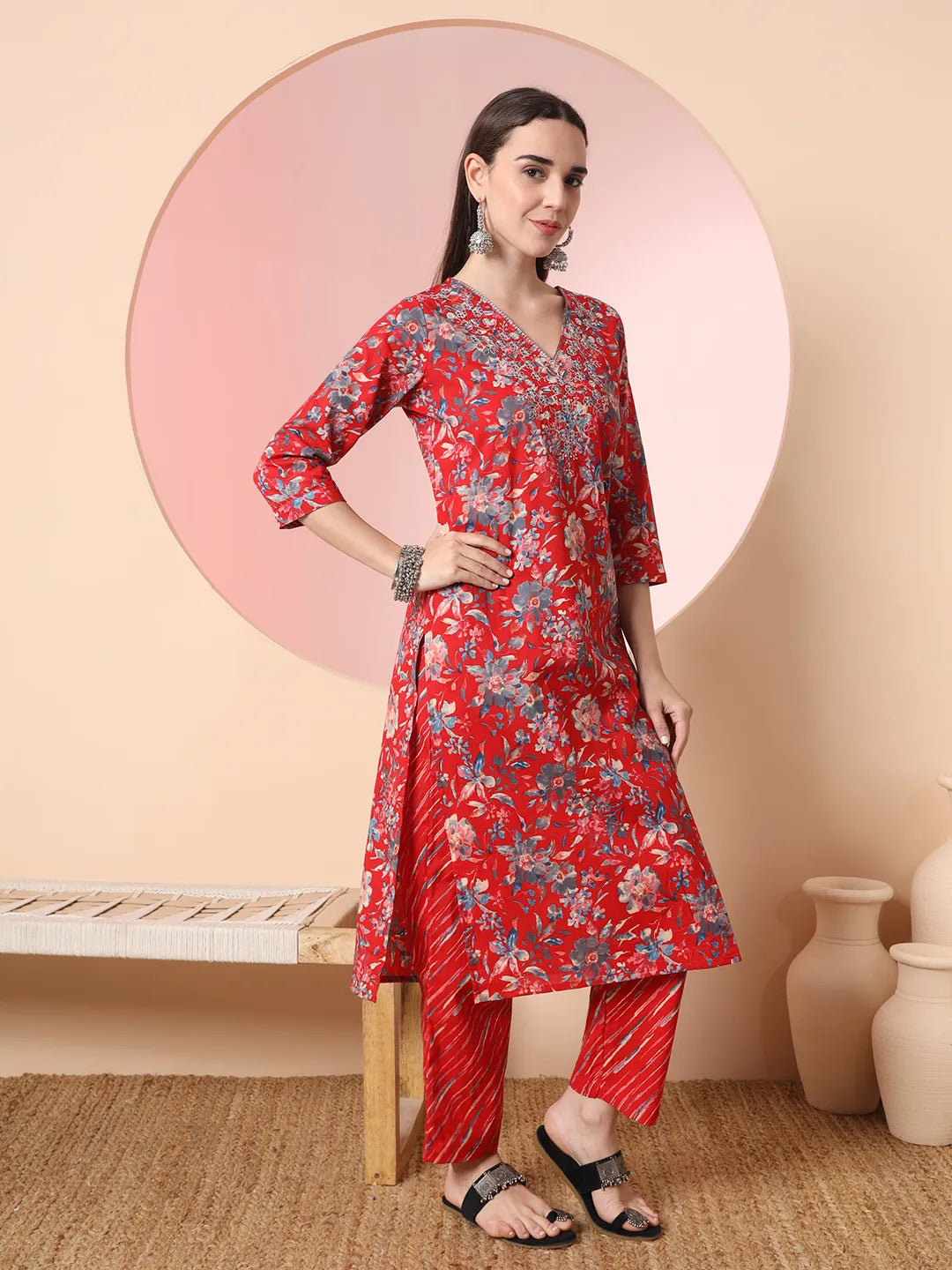 Red Pure Cotton Thread_Work Straight Kurta Dupatta Pant Set-Yufta Store-6295SKDRDM