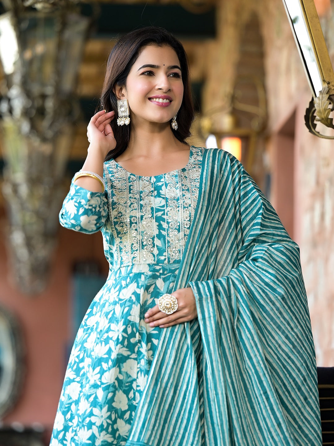 Teal Green Floral Dori_Embroidery Kurta Trouser With Dupatta Set-Yufta Store-1724SKDTGS