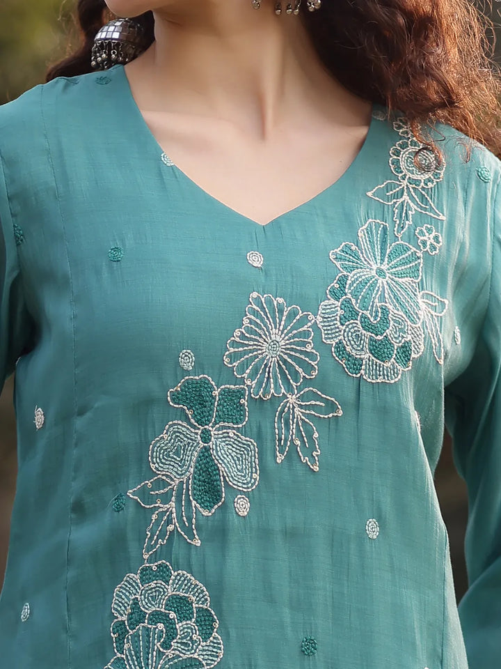 Turquoise Blue Mul Chanderi Kantha Work Kurta Dupatta Pant Set