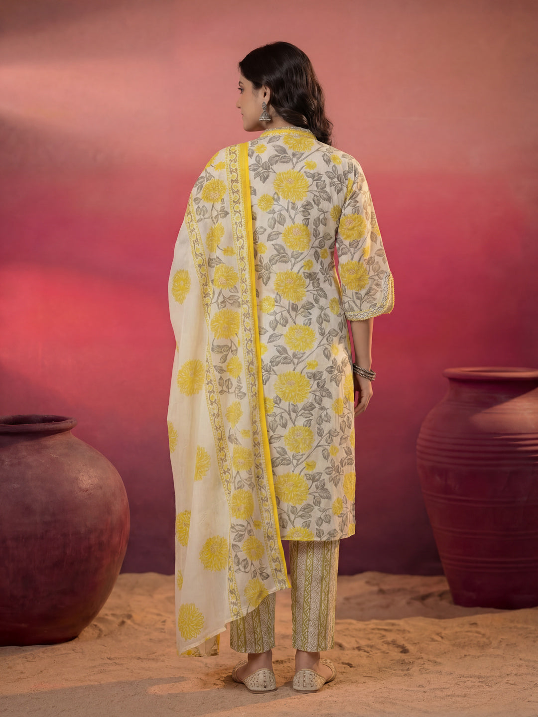 Yellow And Off White Cotton Pakistani Style Kurta Dupatta Set