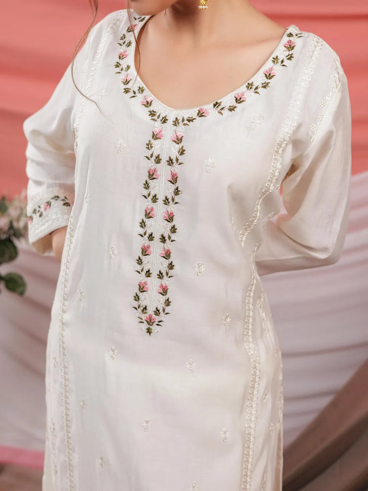 White Embroidered Kurta Dupatta Pant Set-Yufta Store-7128SKDWHS