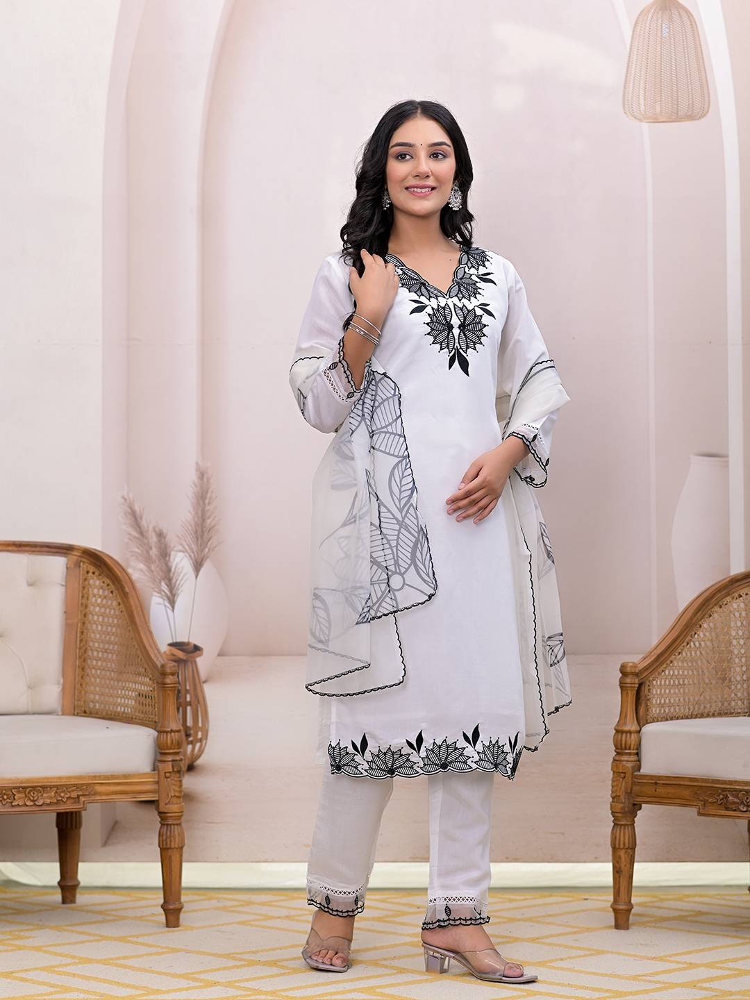 White Floral Embroidered Straight Kurta Trousers & Dupatta-Yufta Store-6990SKDWHS