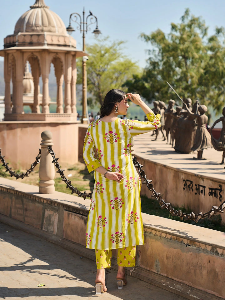 Yellow And White Floral-Printed Yoke With Vertical Pintuck Detailing Kurta Trouser Dupatta Set-Yufta Store-7450SKDYLM