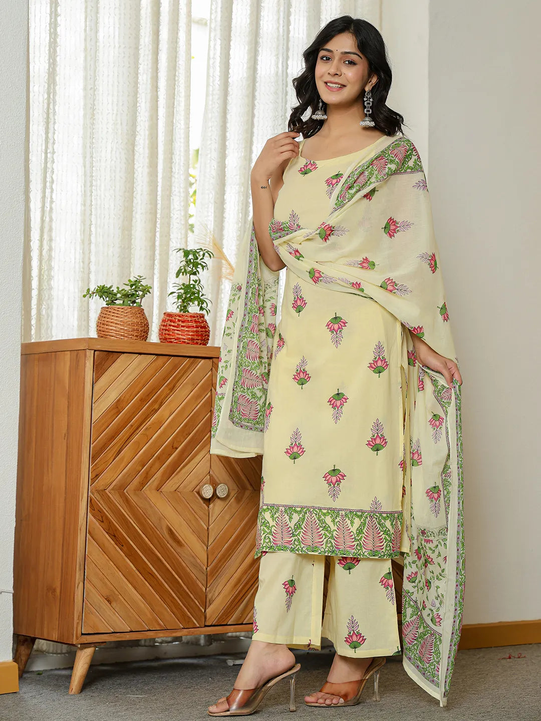 Yellow Cotton Straight Sleeveless Strappy Kurta Dupatta Set-Yufta Store-1532SKDYLS