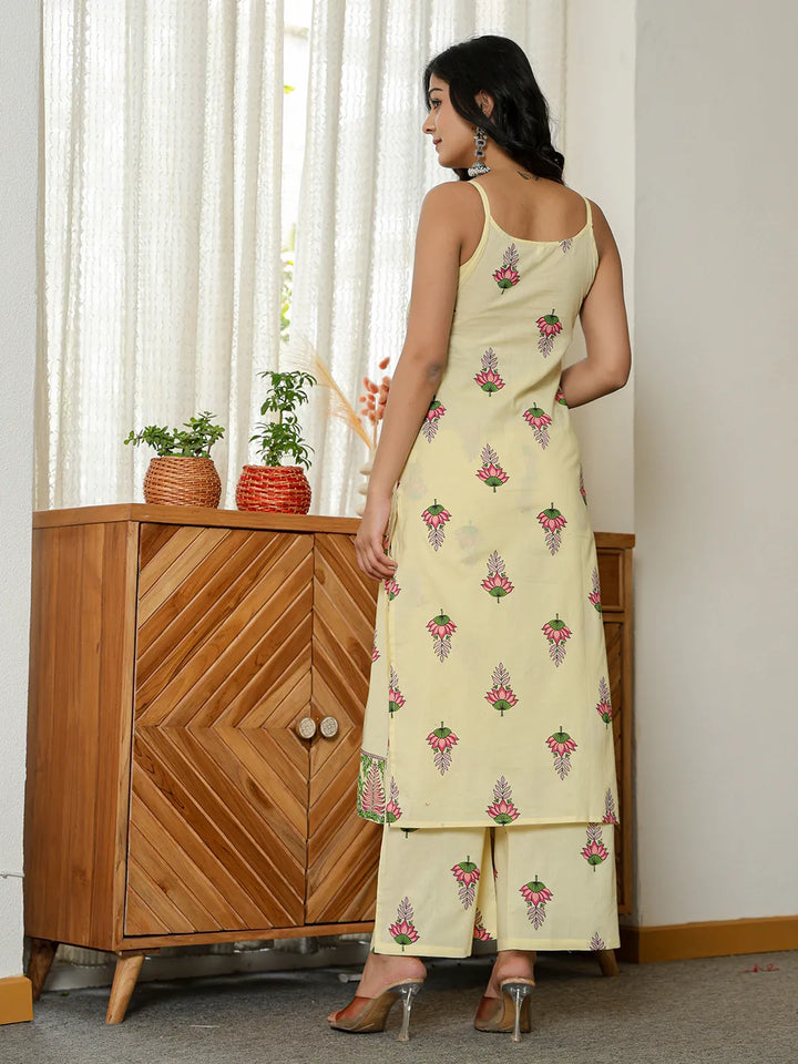 Yellow Cotton Straight Sleeveless Strappy Kurta Dupatta Set-Yufta Store-1532SKDYLS
